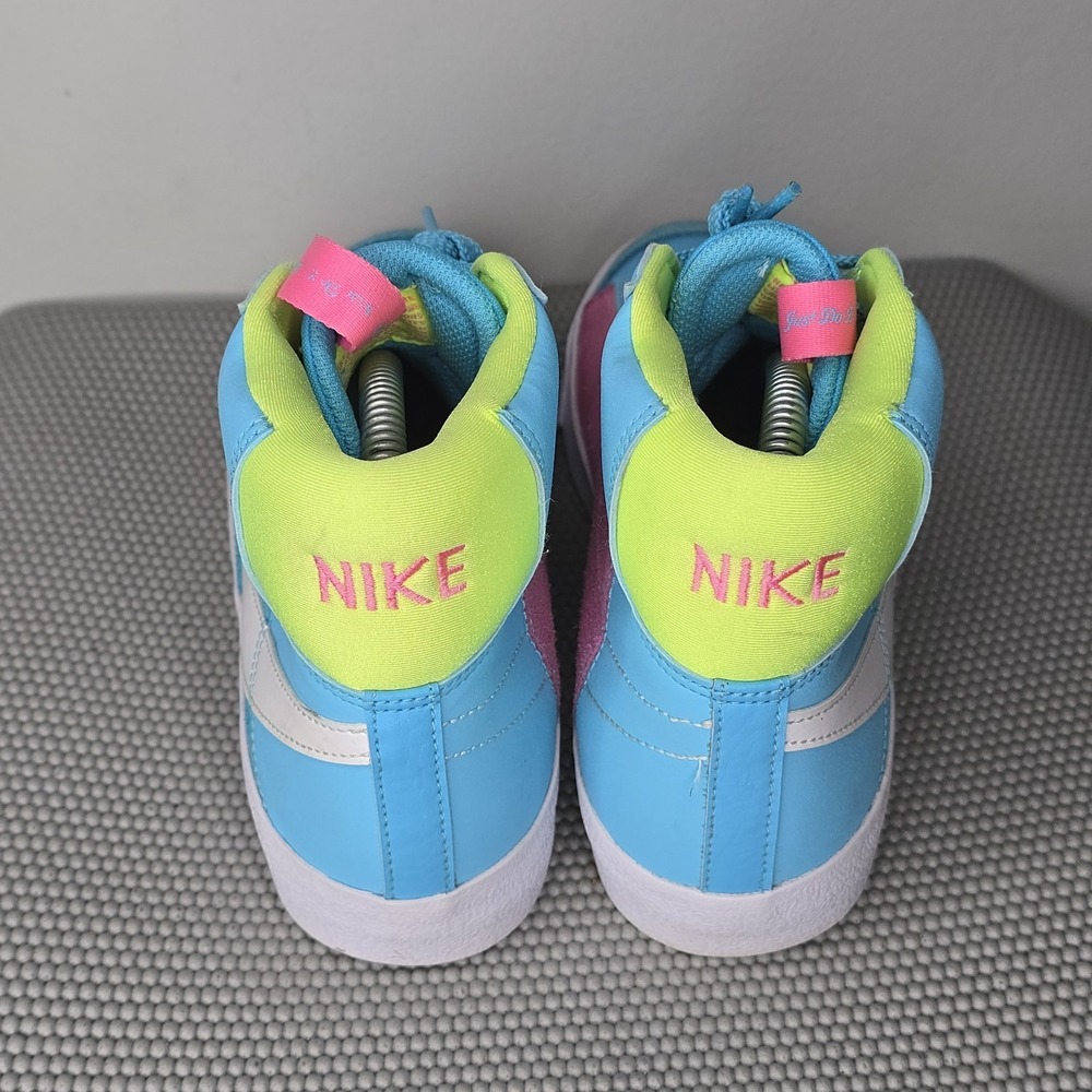 Youth 6.5 Nike Blazer Mid 77 GUC - Baltic Blue Pink Glow - Picture 4 of 9